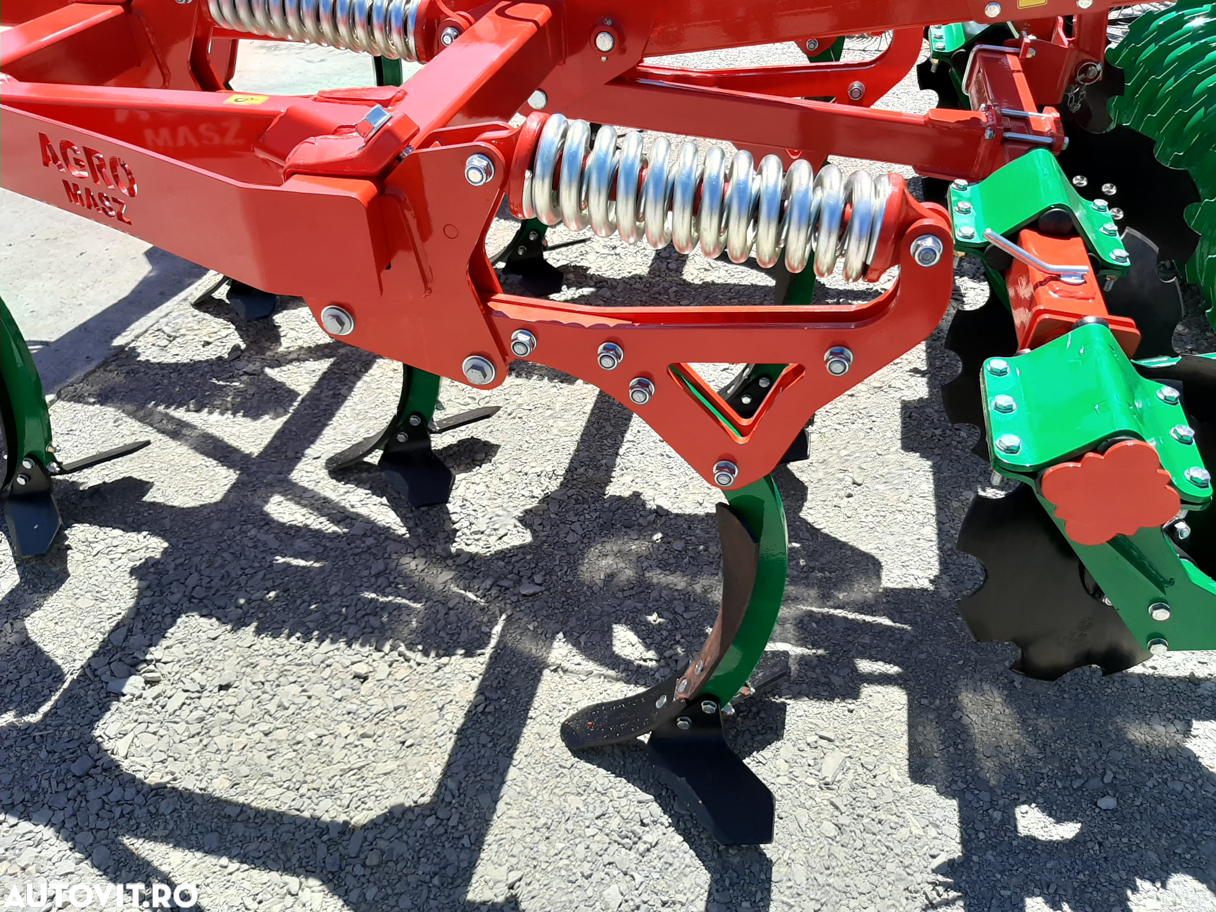 Agro-Masz Runner 30 cultivator de miriste, gruber 3m tavalug CRACKER - 7