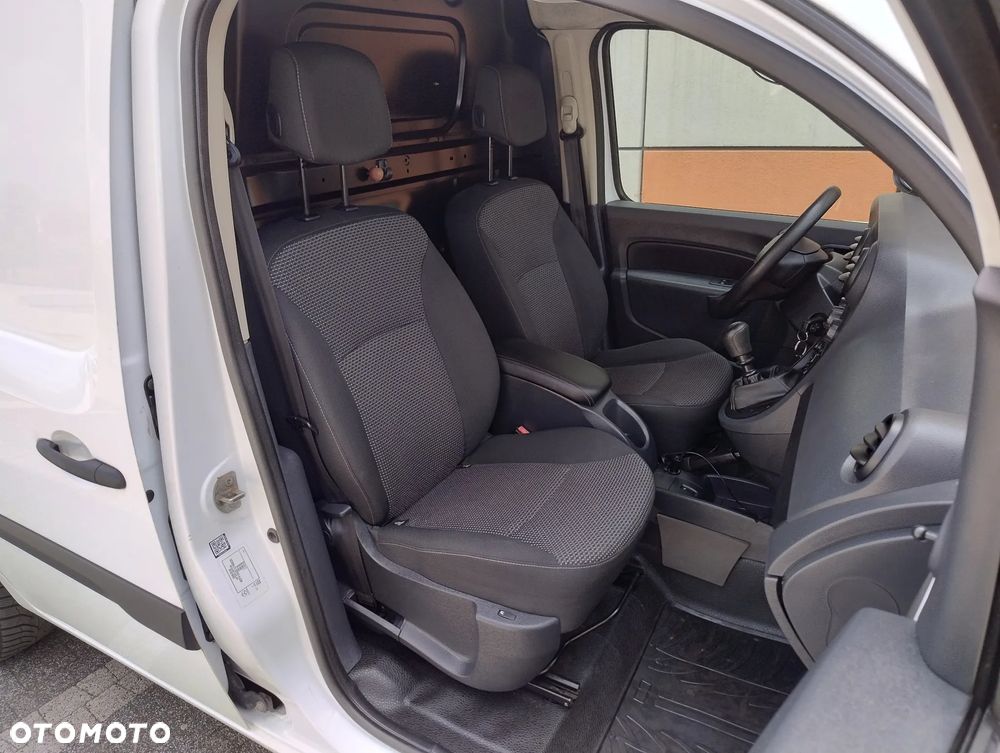 Mercedes-Benz CITAN 111 CDI (110KM) 6-BIEGÓW (L1H1) STAN IDEALNY KLIMA 100% BEZWYPADKOWY 100% SERWIS KM NIE MA RDZY ! ! ! - 11