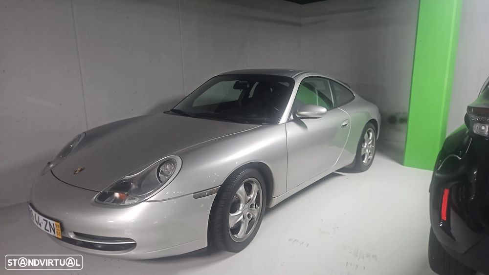 Porsche 911 Série F - 2