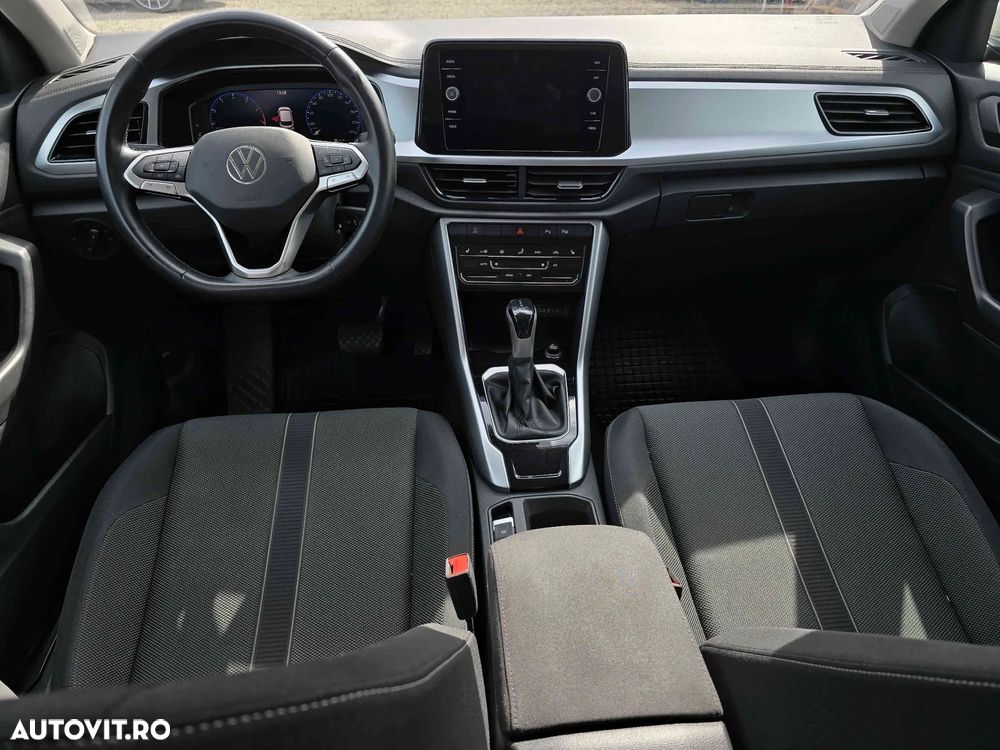 Volkswagen T-Roc - 10