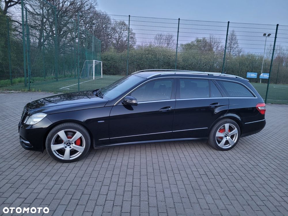 Mercedes-Benz Klasa E 250 CDI DPF BlueEFFICIENCY 7G-TRONIC Avantgarde - 1