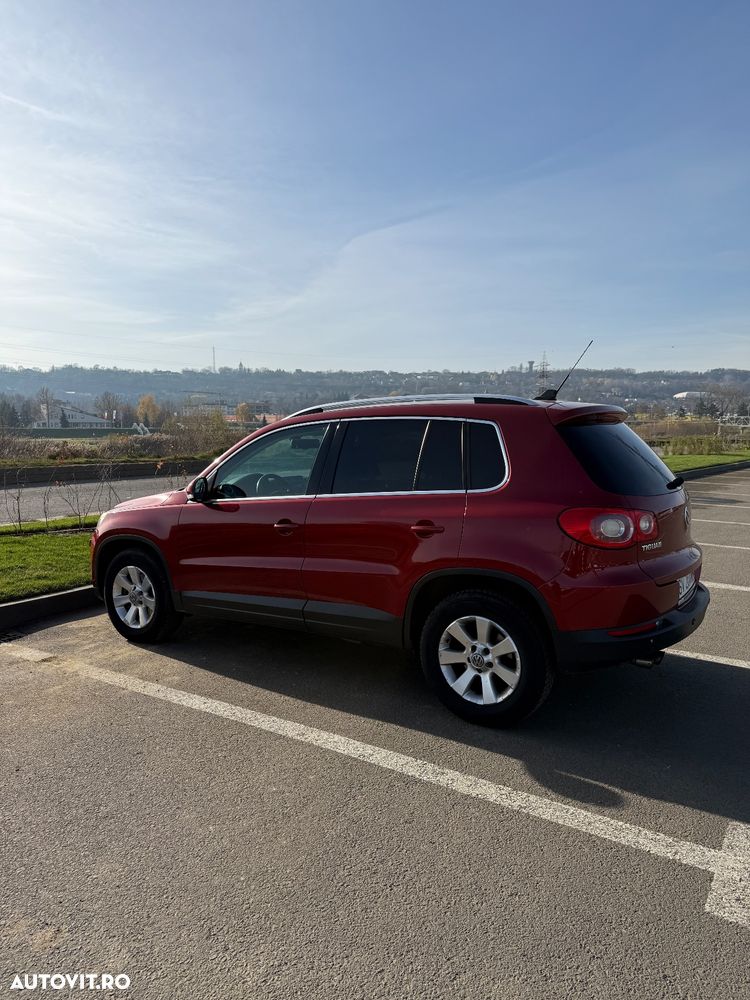 Volkswagen Tiguan - 4