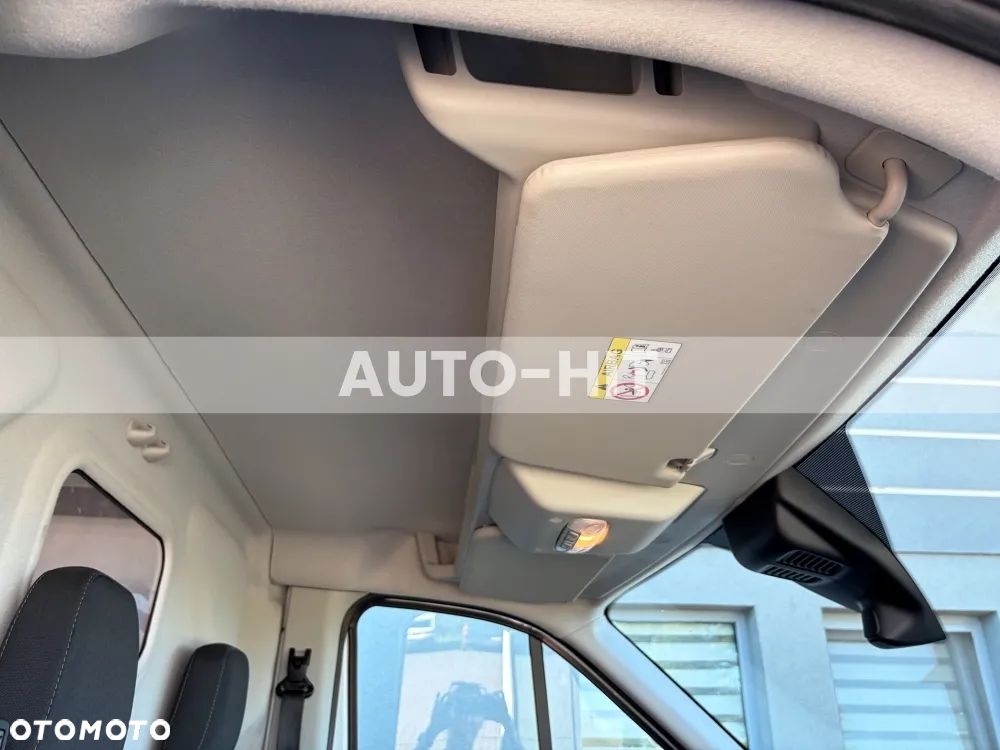 Ford Transit - 21