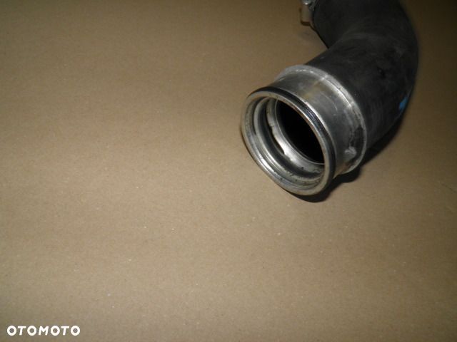 WĄŻ RURA INTERCOOLERA VW T5 2.0TDI 7E0145941 - 4