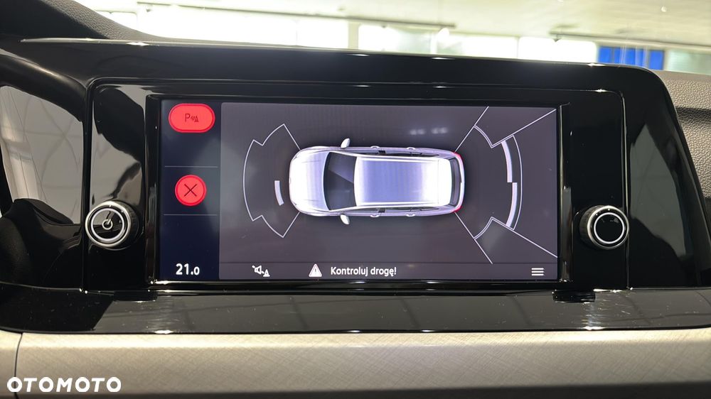 Volkswagen Golf VIII 2.0 TDI Life DSG - 23