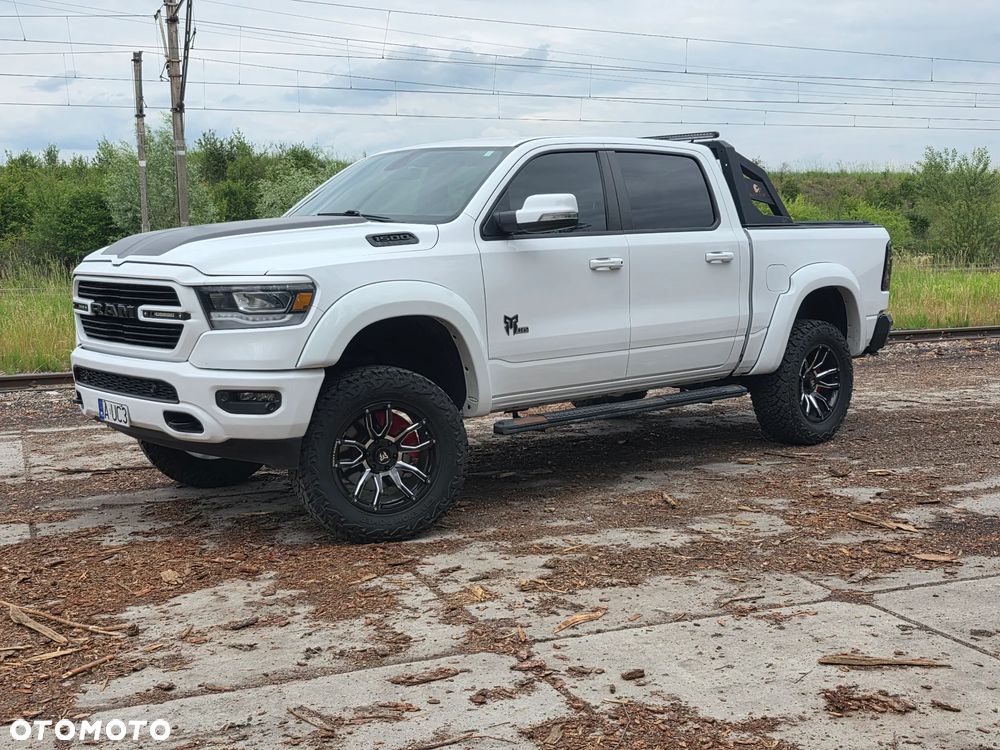 RAM 1500 5.7 Crew Cab Bighorn - 1