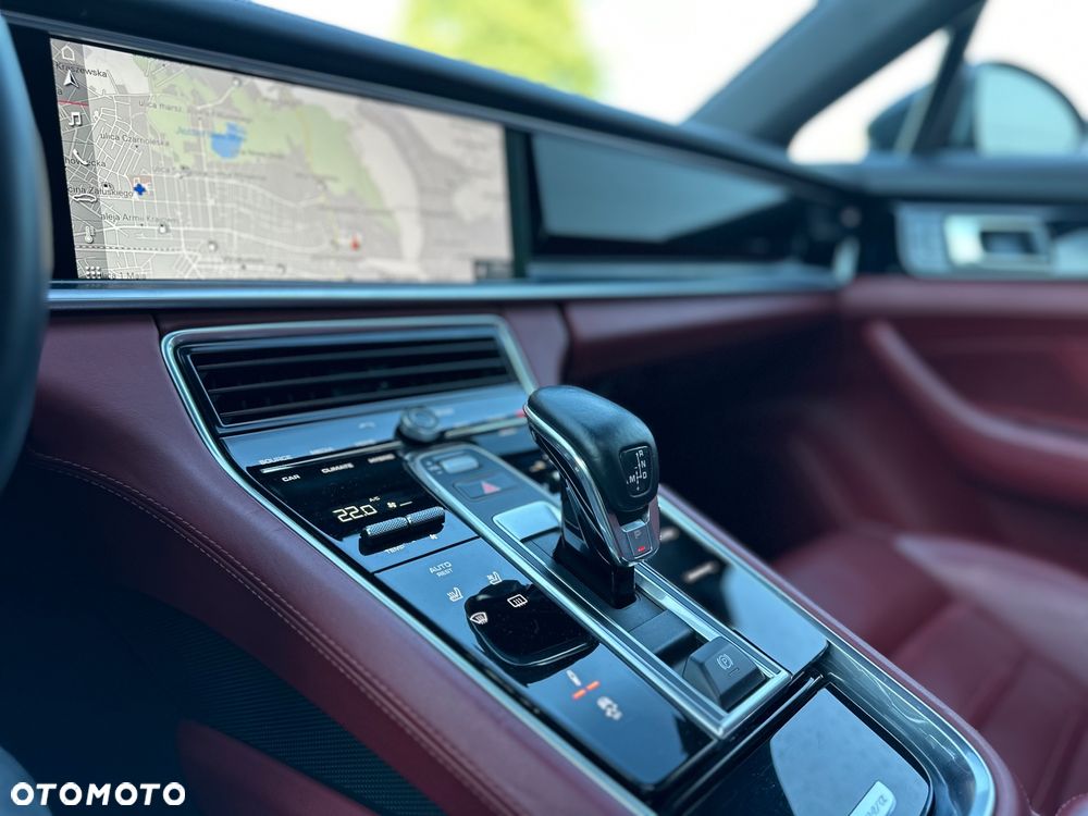 Porsche Panamera ver-4s-e--hybrid - 27