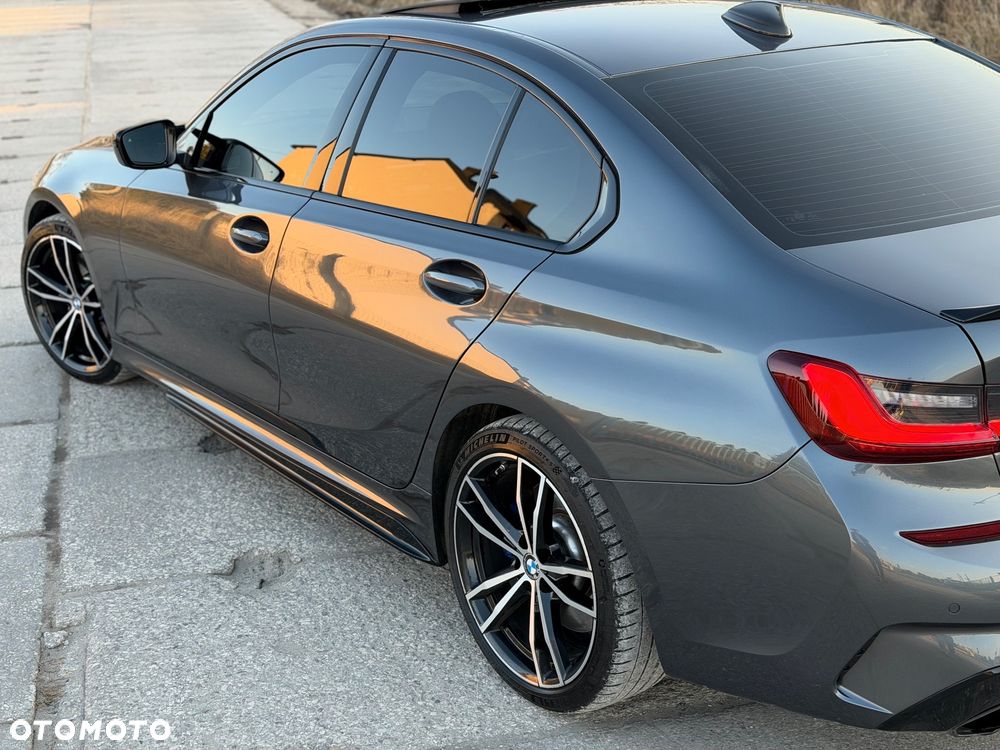 BMW Seria 3 M340i xDrive - 22