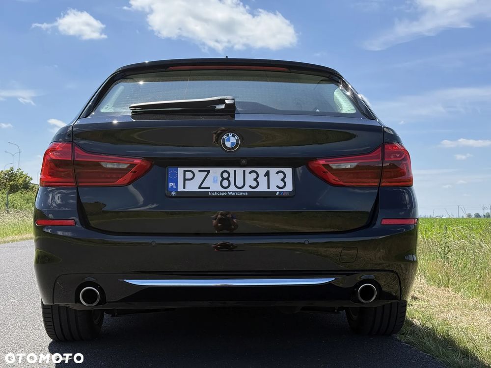 BMW Seria 5 520d xDrive Luxury Line - 7