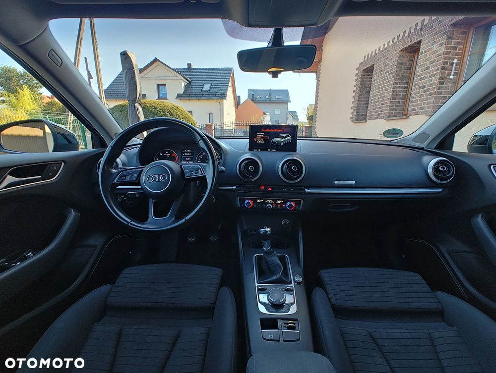 Audi A3 Sportback 2.0 TDI Attraction - 9