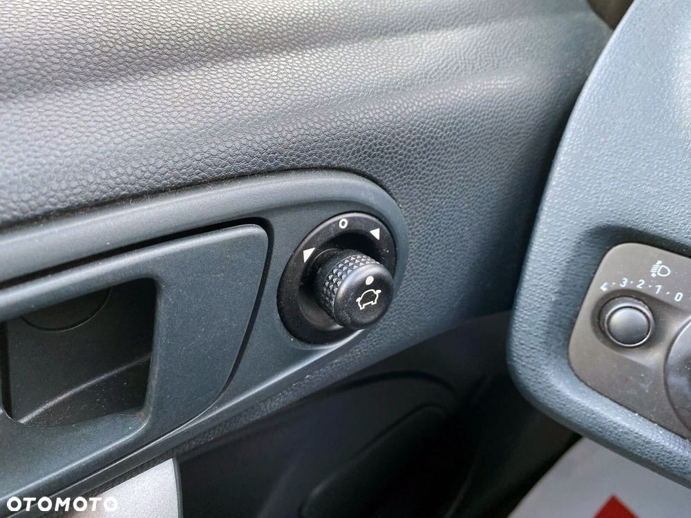 Ford Fiesta 1.25 Silver X - 24