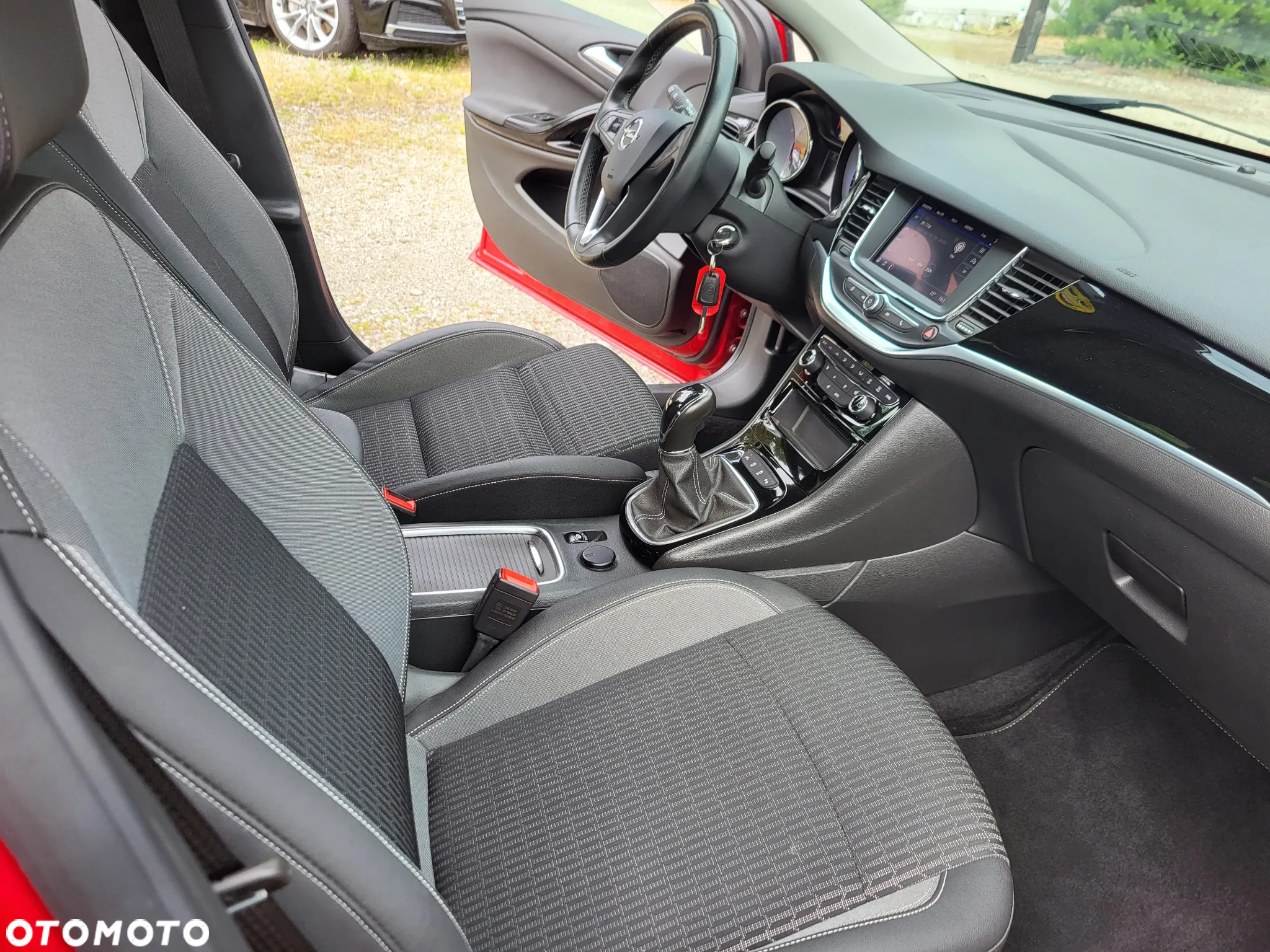 Opel Astra 1.2 Turbo Elegance - 13