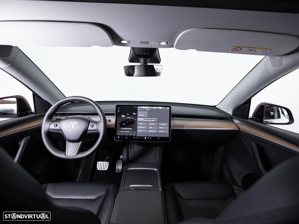 Tesla Model Y Performance Dual Motor AWD - 8