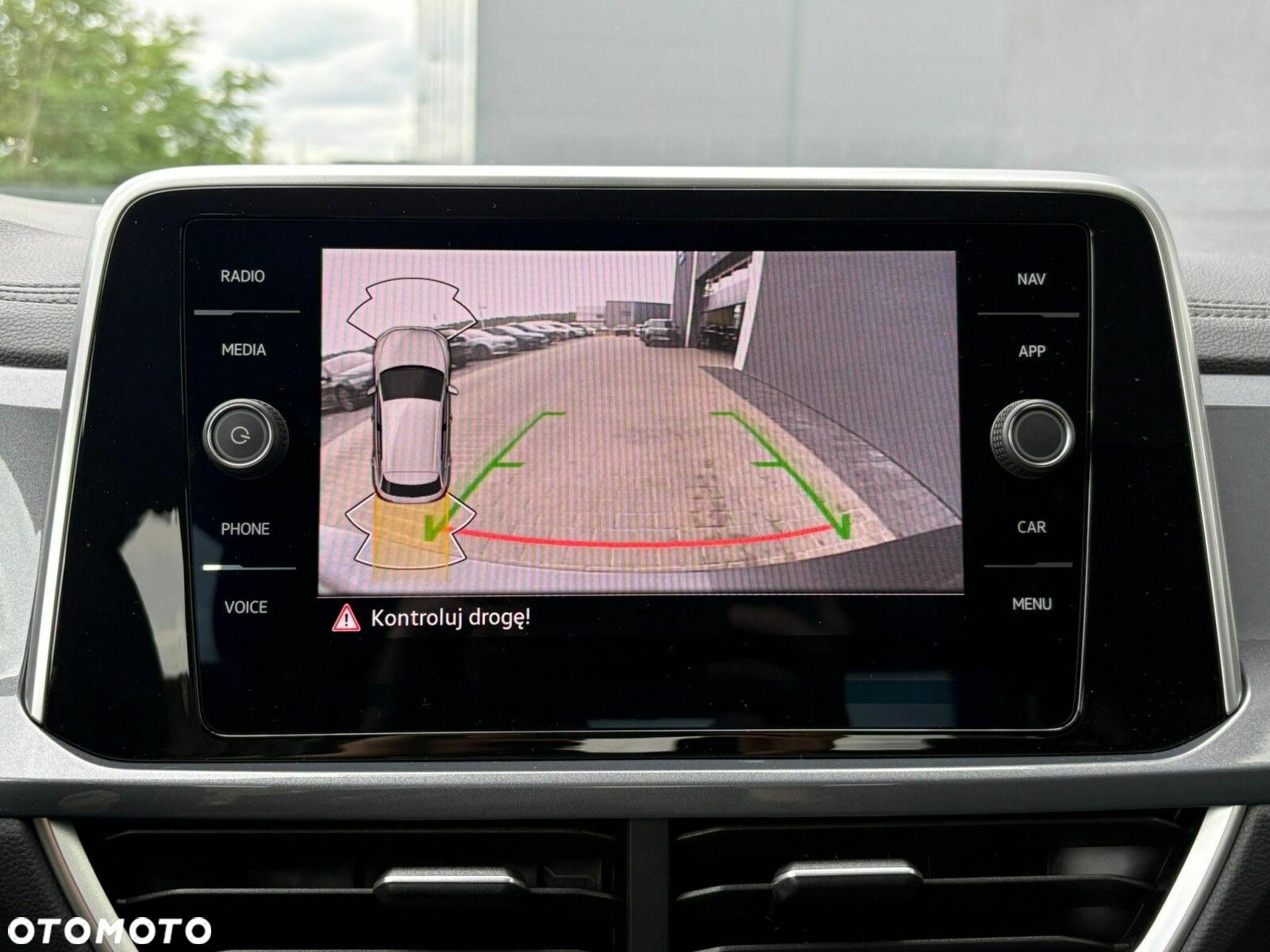 Volkswagen T-Roc 1.5 TSI Style DSG - 22