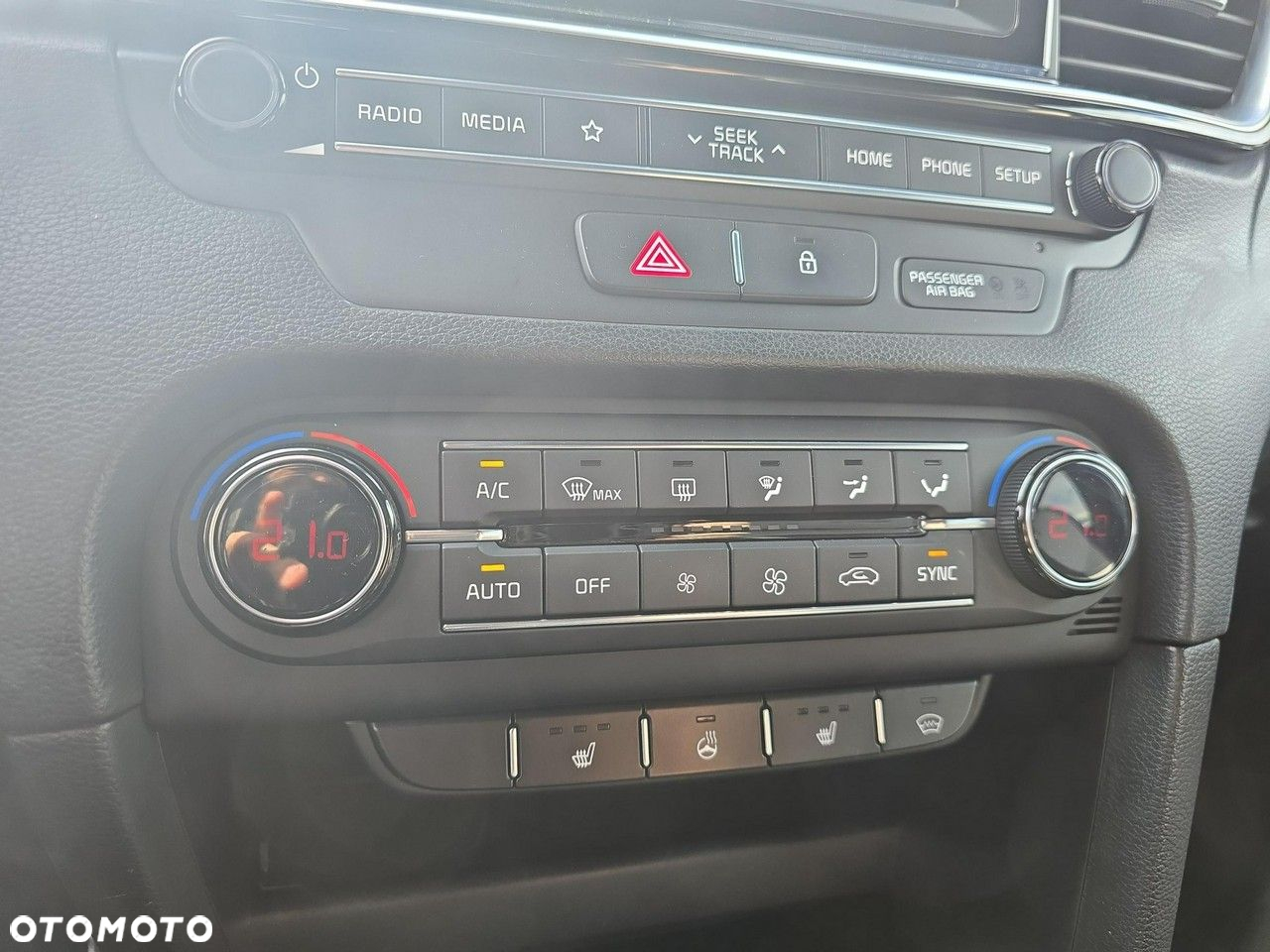 Kia ProCeed - 26