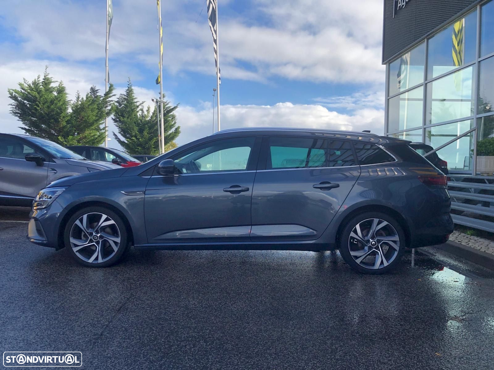 Renault Mégane Sport Tourer 1.5 Blue dCi R.S. Line EDC - 4