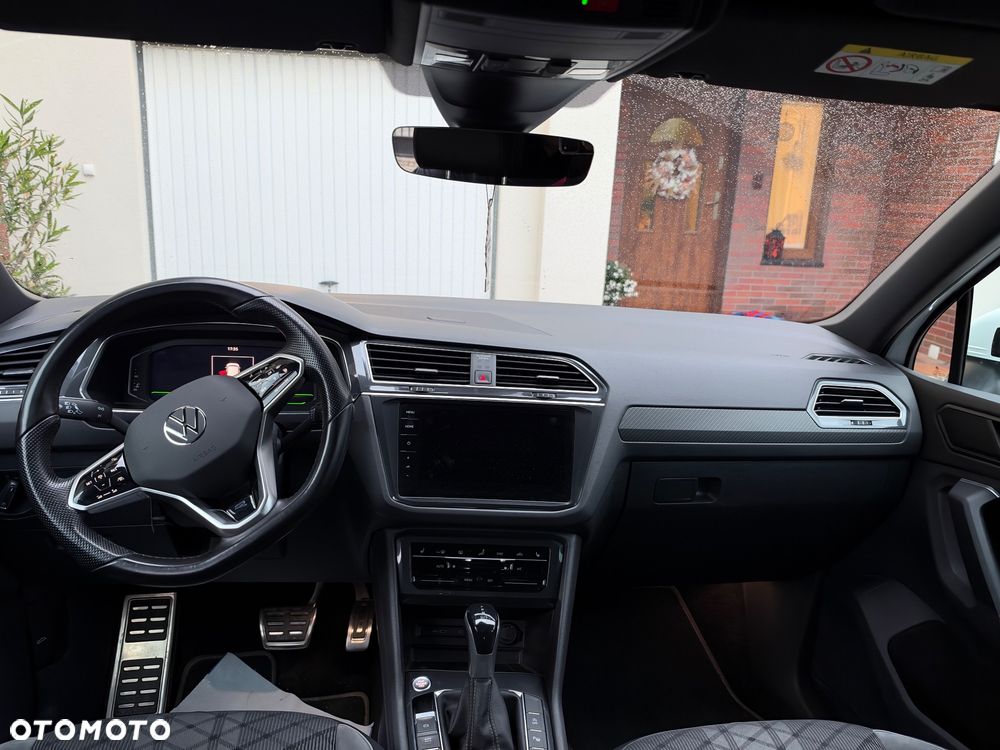 Volkswagen Tiguan - 16