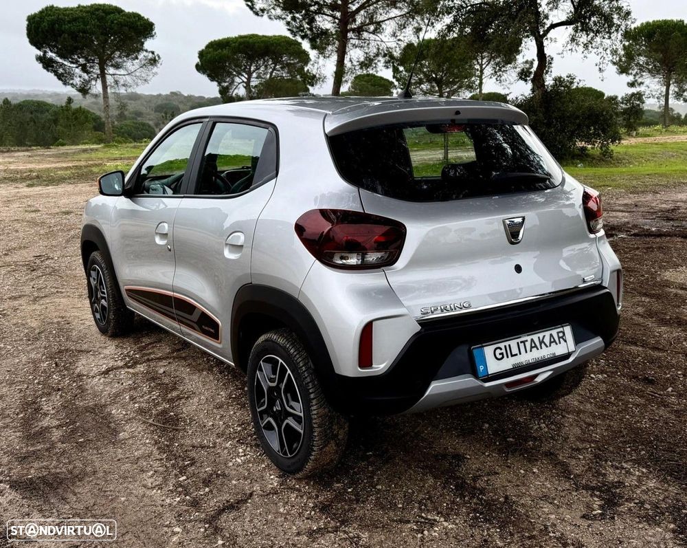 Dacia Spring Comfort Plus - 11