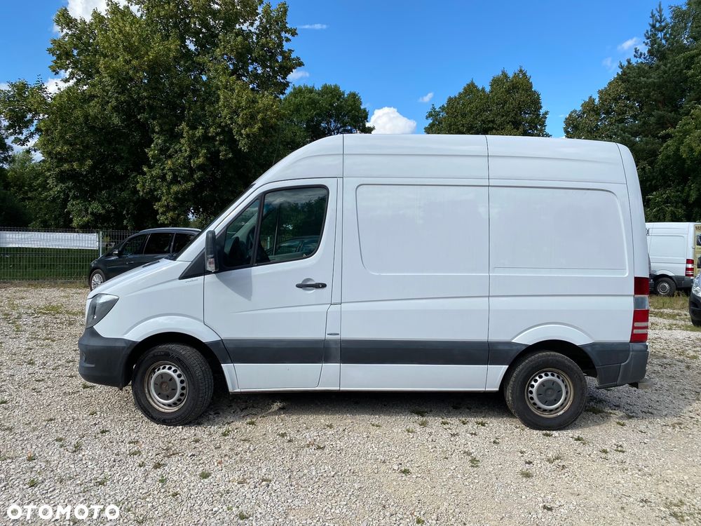 Mercedes-Benz Sprinter - 15
