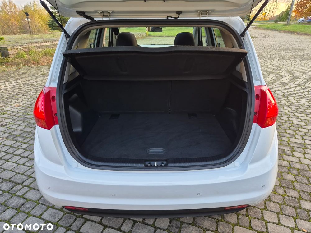 Kia Venga 1.6 CRDi 128 Dream-Team Edition - 19