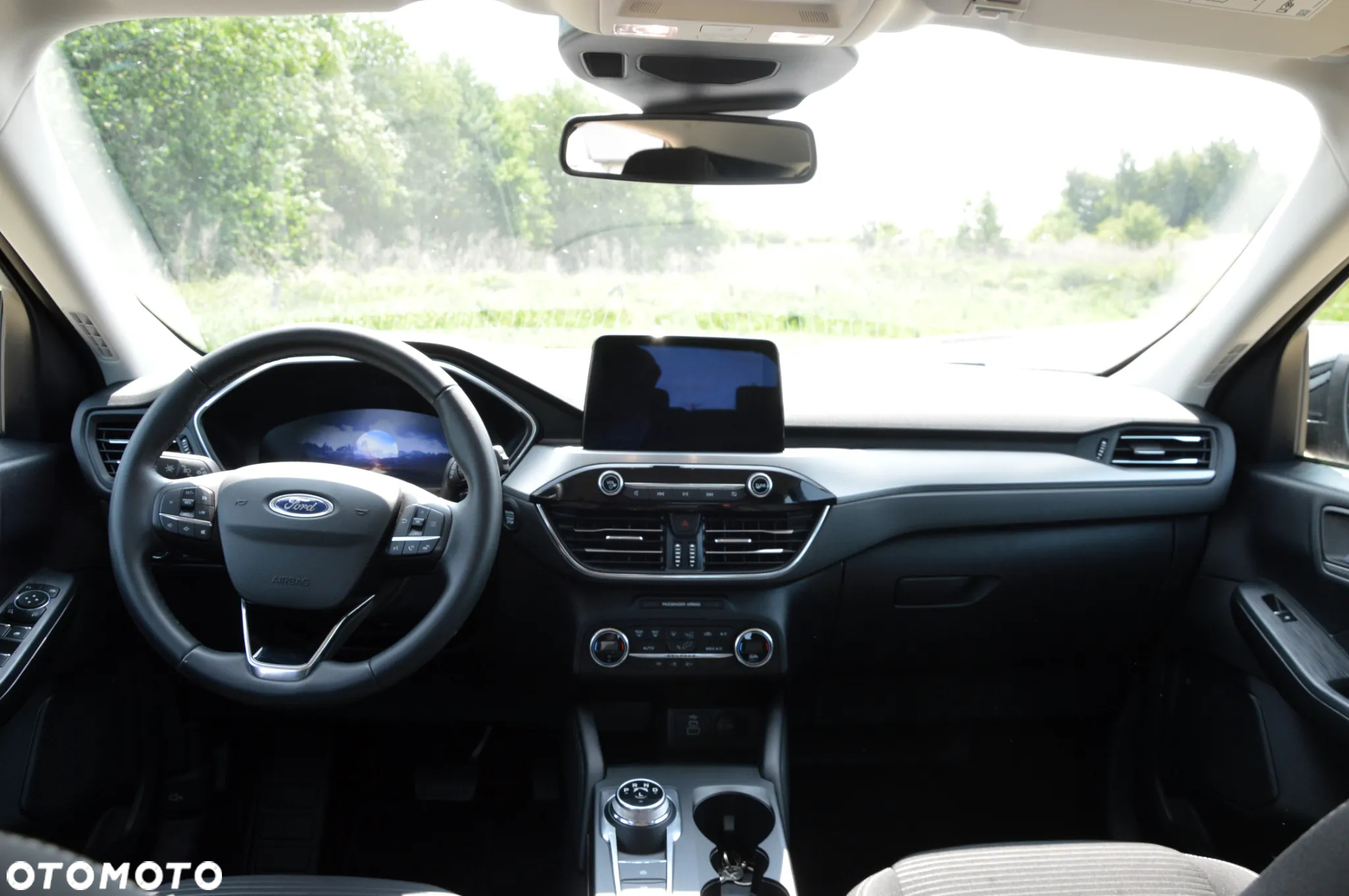 Ford Kuga 2.5 Duratec FHEV TITANIUM - 6