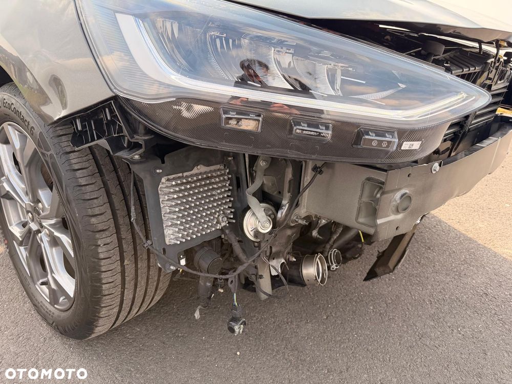 Ford Focus 1.0 EcoBoost Hybrid ST-LINE - 23