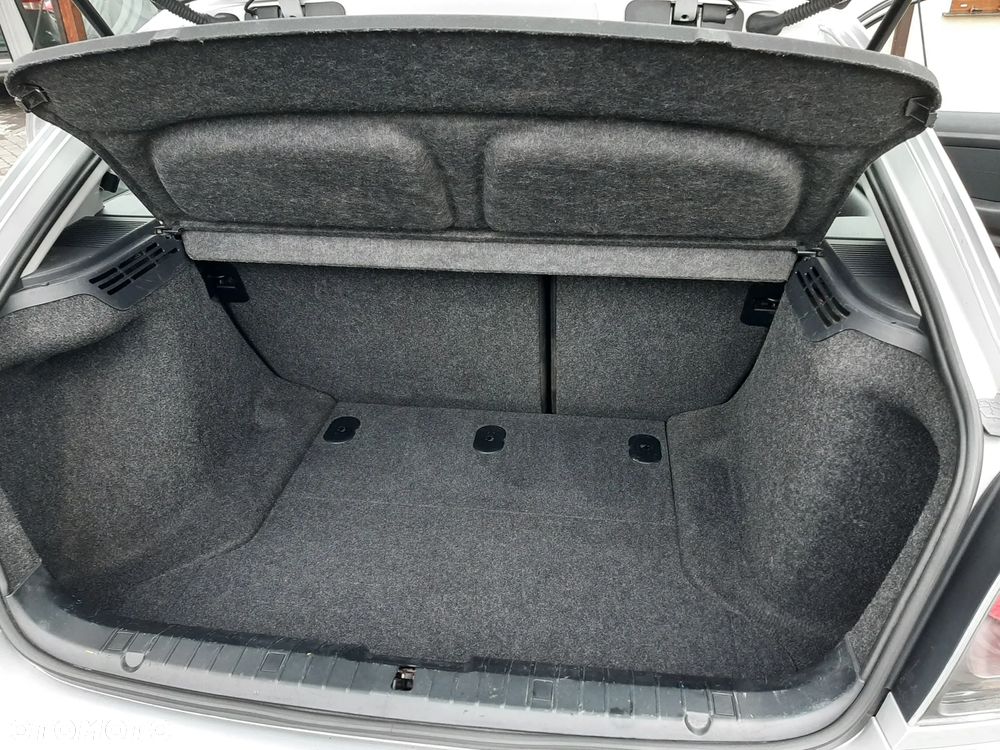 BMW Seria 3 316ti - 23