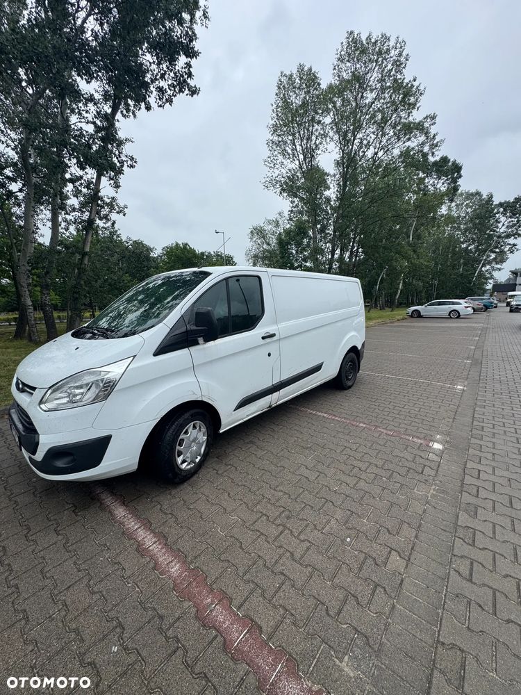 Ford TRANSIT CUSTOM - 3
