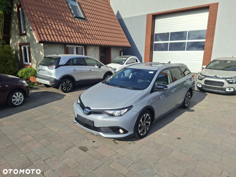 Toyota Auris 1.8 VVT-i Automatik Design Edition - 3