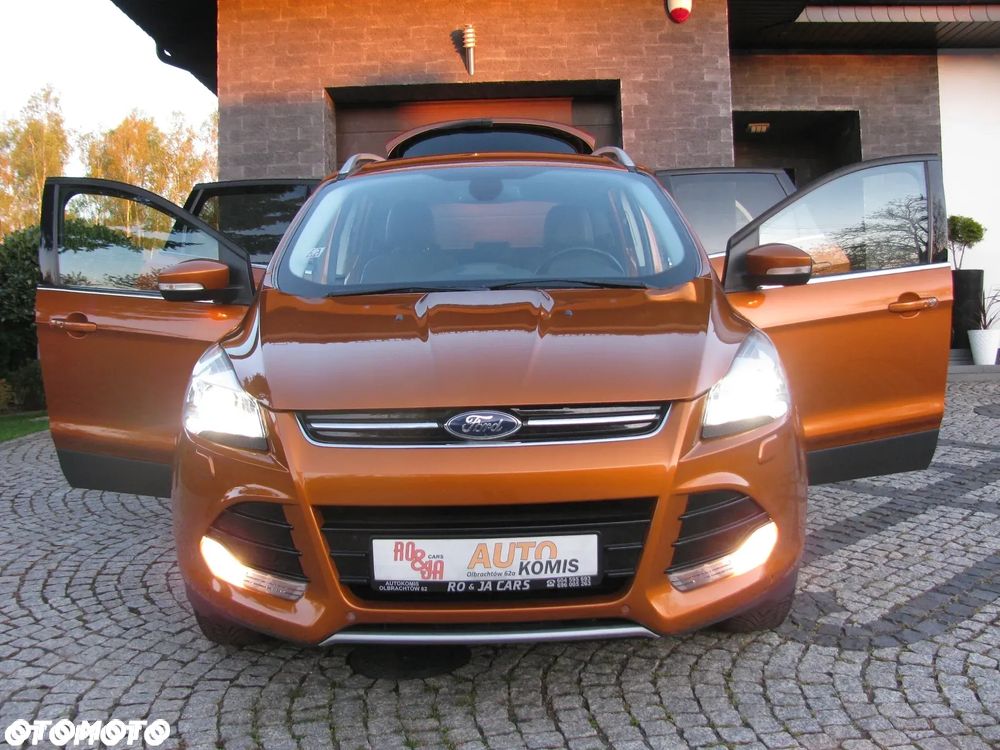 Ford Kuga 2.0 TDCi 2x4 Titanium - 10