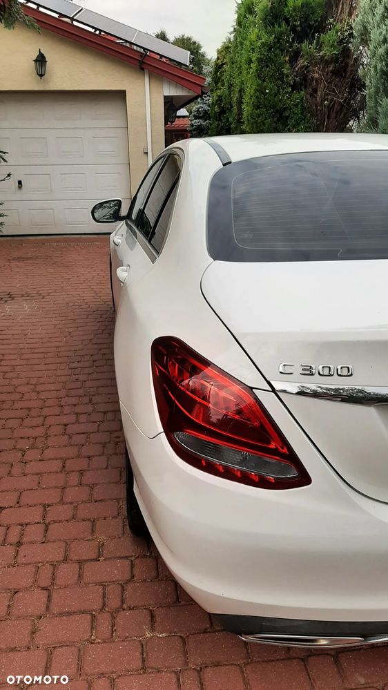 Mercedes-Benz Klasa C 300 7G-TRONIC - 6