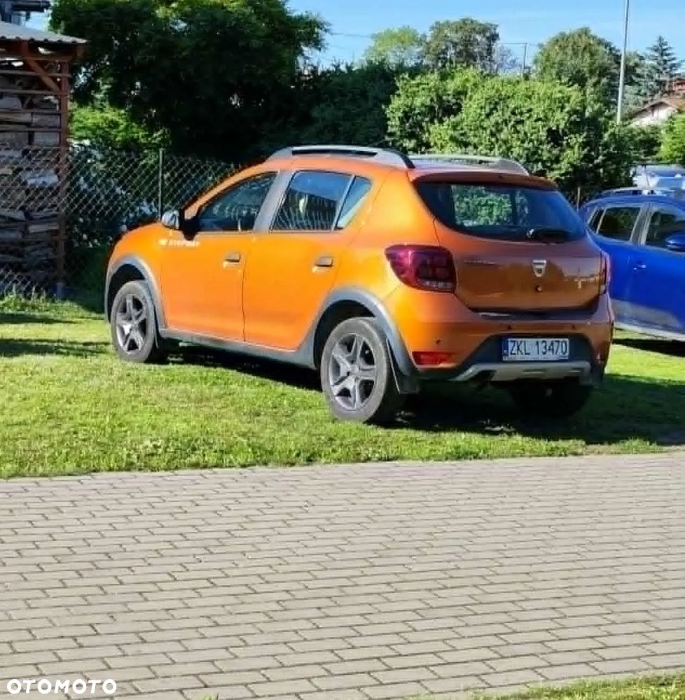 Dacia Sandero 0.9 TCe Laureate S&S - 6