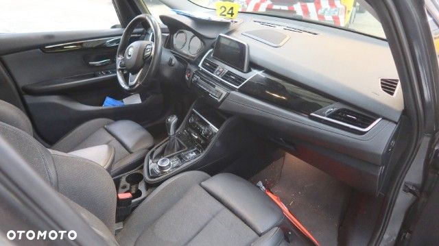 BMW Seria 2 216i - 9