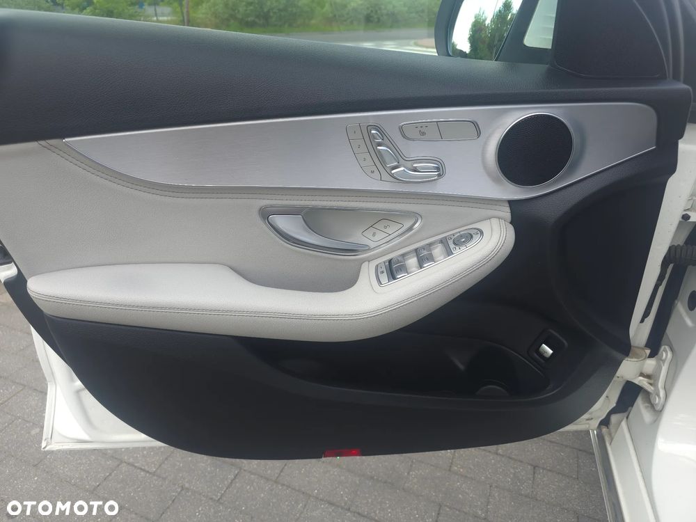 Mercedes-Benz Klasa C 200 7G-TRONIC - 8