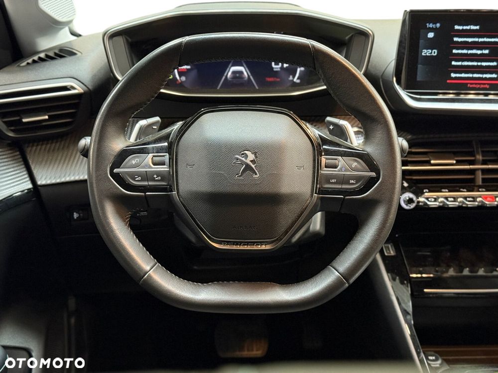 Peugeot 208 - 28