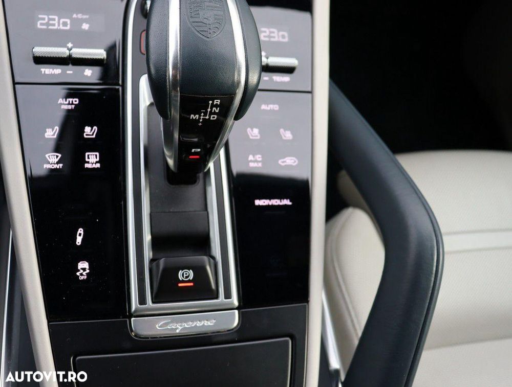 Porsche Cayenne Coupe - 16