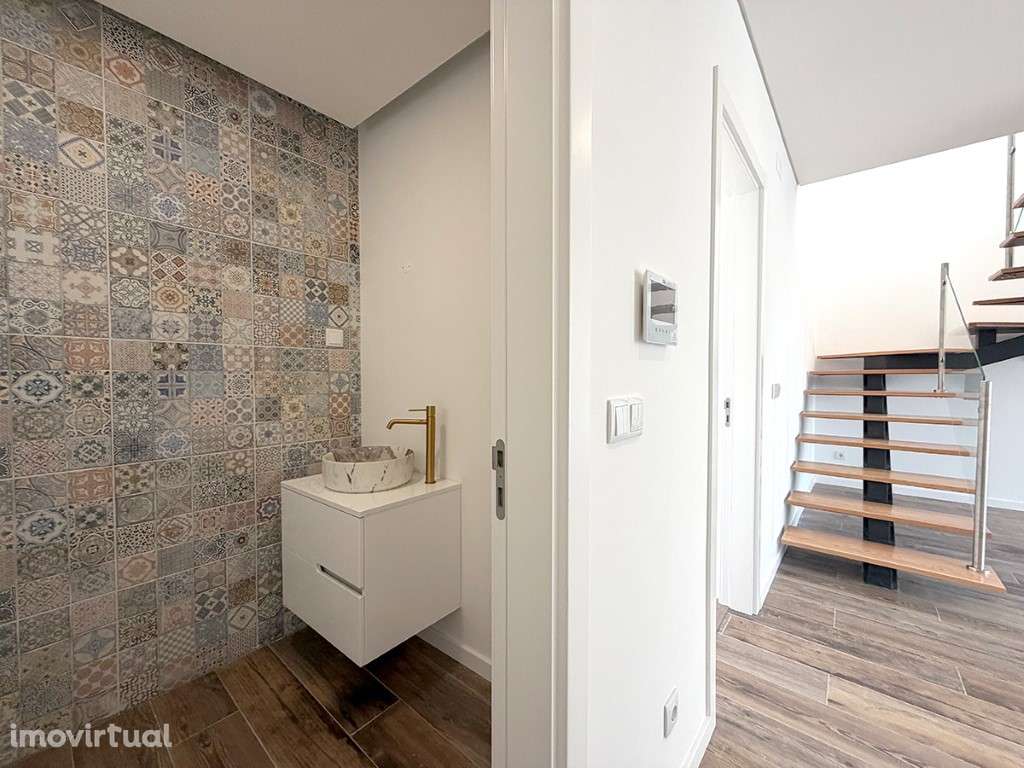 Moradia Moderna T3 à Venda com Piscina, a 10 Minutos da Praia - Grande imagem: 4/20