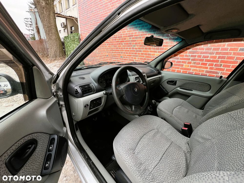 Renault Thalia - 7