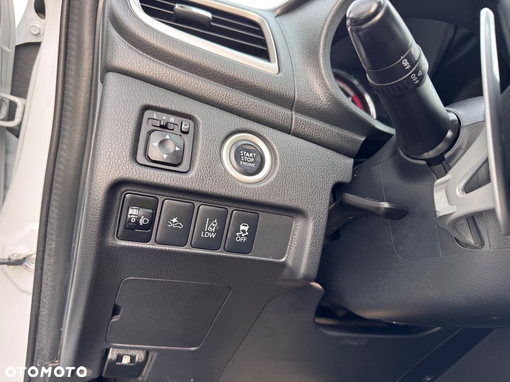 Mitsubishi L200 Pick Up 4x4 S&S Autm Double Cab Top - 34