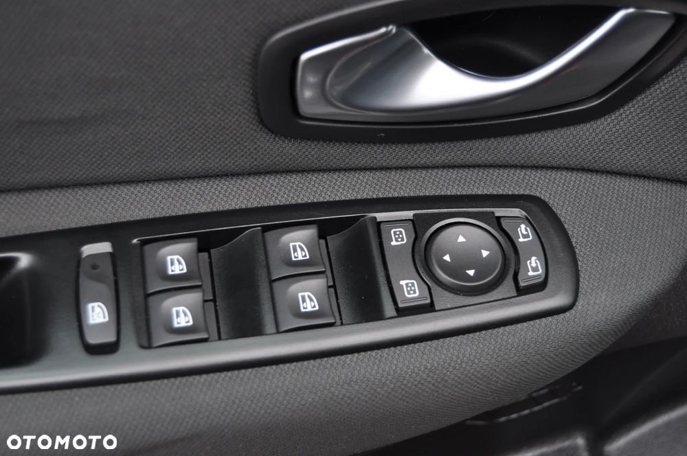 Renault Scenic 1.6 16V Authentique - 15