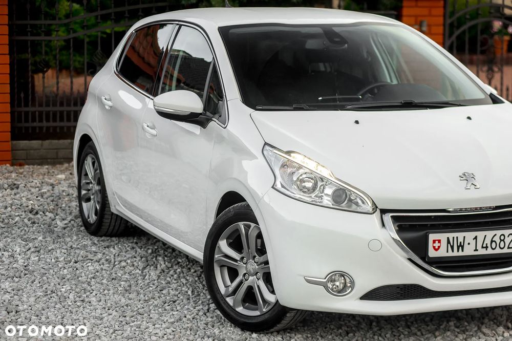 Peugeot 208 1.6 VTi Allure - 2