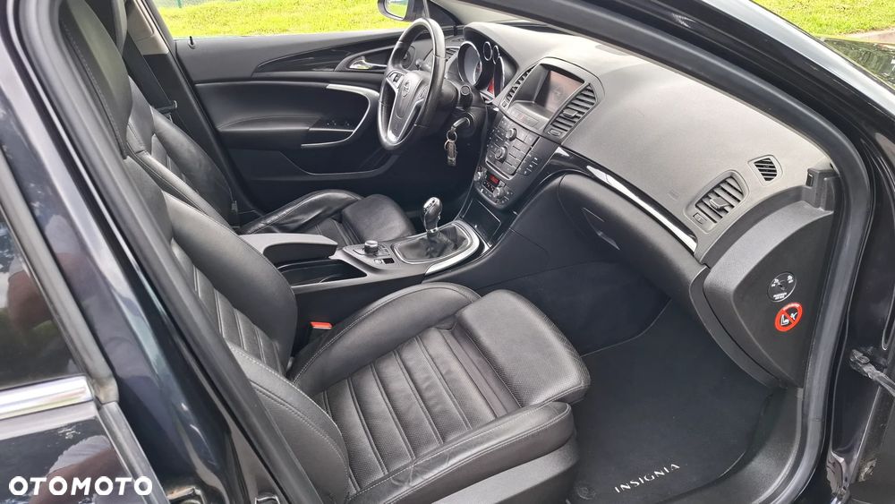 Opel Insignia 1.6 Turbo Cosmo - 11