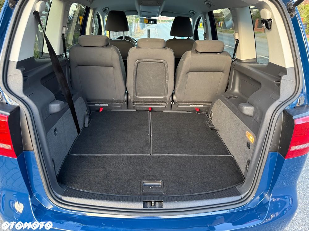 Volkswagen Touran 1.4 TSI EcoFuel Comfortline - 24