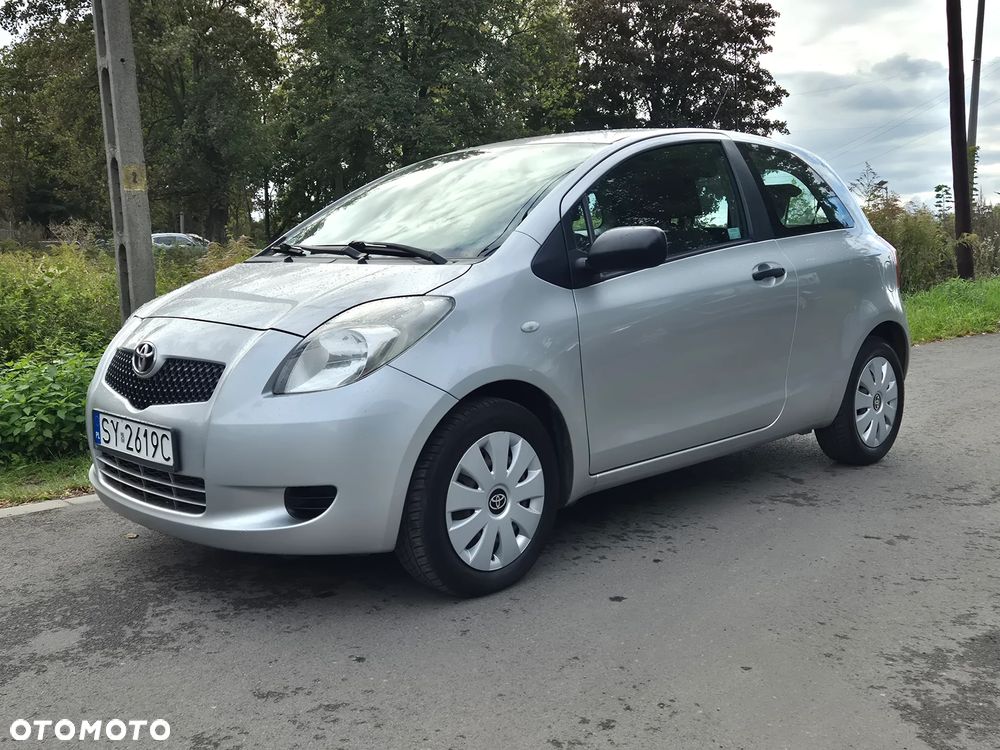 Toyota Yaris 1.0 Luna - 1
