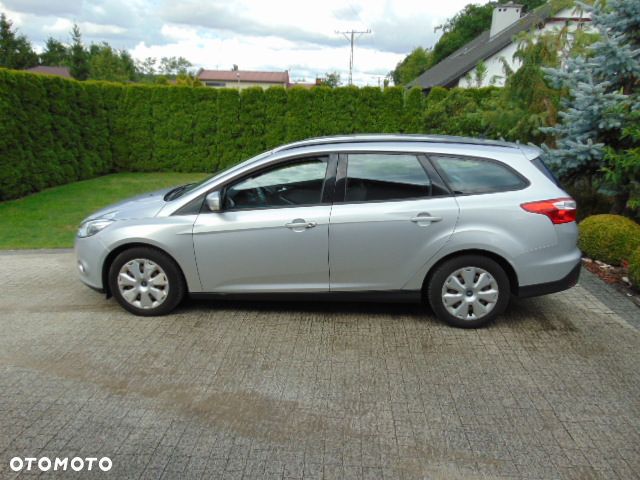 Ford Focus 1.6 Edition - 8