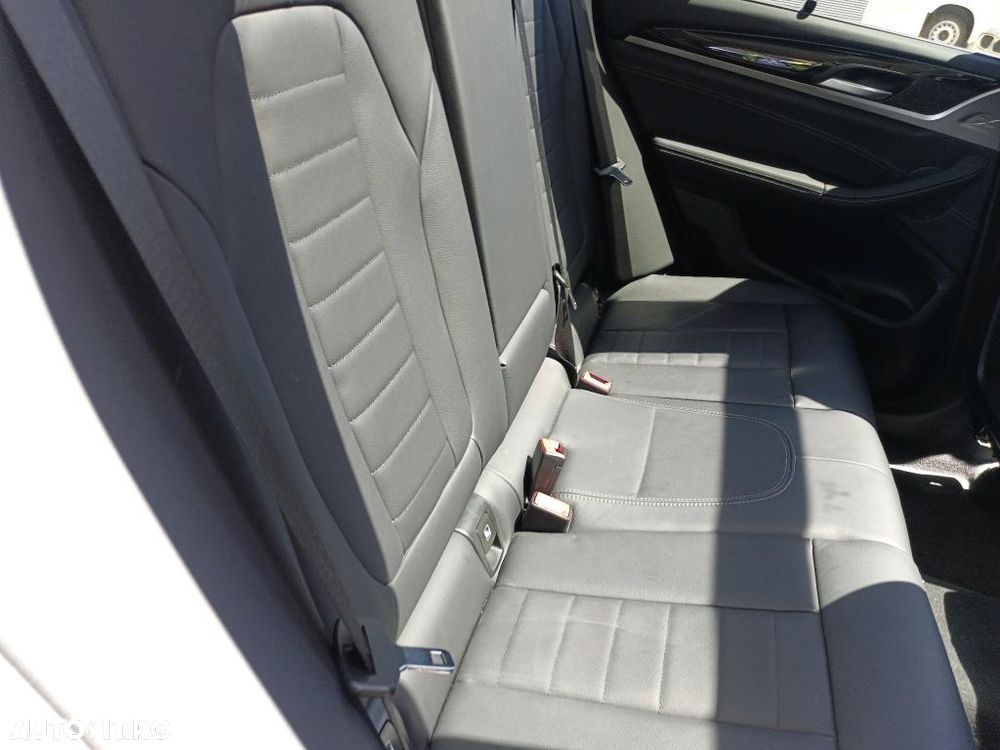 BMW X3 2024 — imagine 7