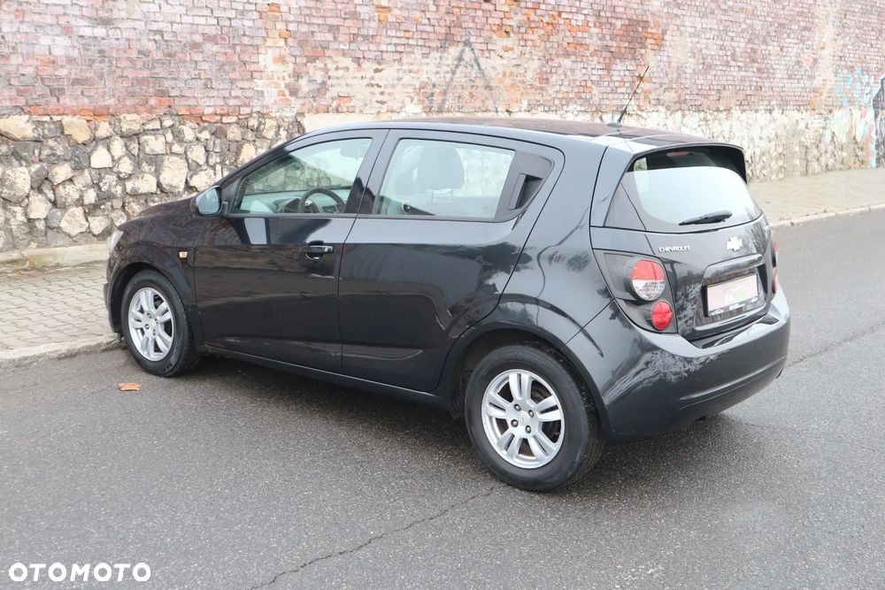 Chevrolet Aveo 1.2 LS+ - 30