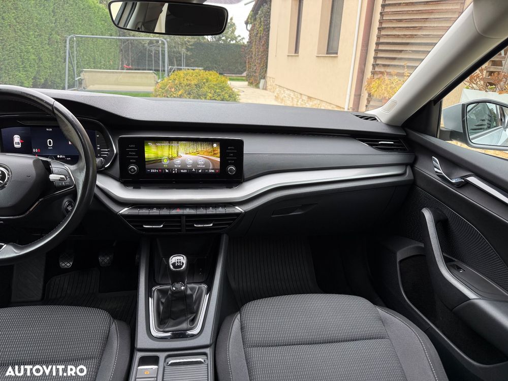Skoda Octavia 2.0 TDI Style - 9