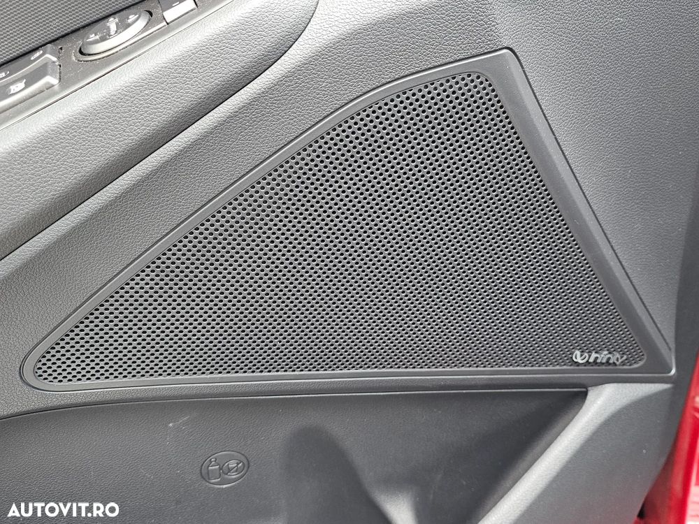 Hyundai IONIQ - 10
