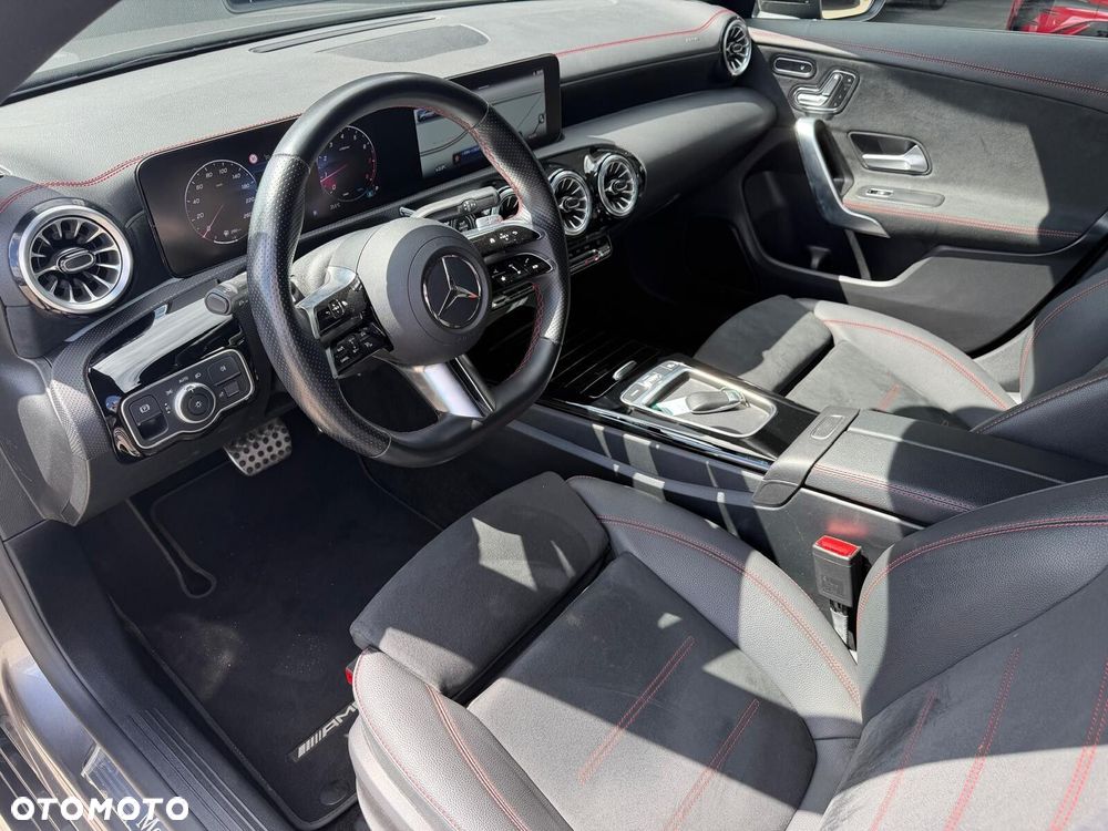 Mercedes-Benz CLA 200 mHEV AMG Line 7G-DCT - 11
